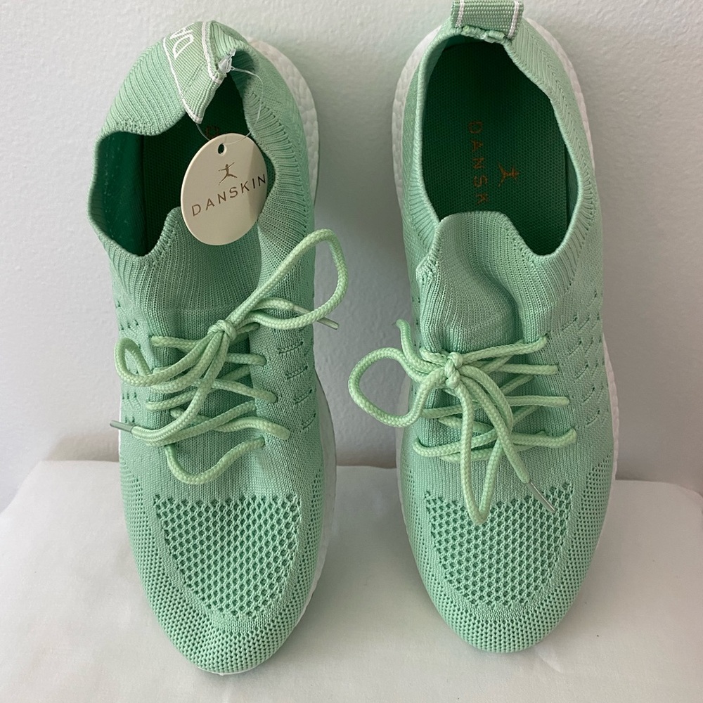 Danskin Sneakers 8.5